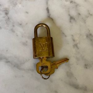 Louis Vuitton lock and keys